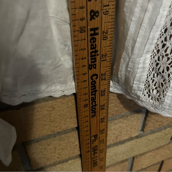 NWT Tularosa Revolve Mackay Blouse in White Front Tie Embroidered Eyelet Size XL - Picture 7 of 8